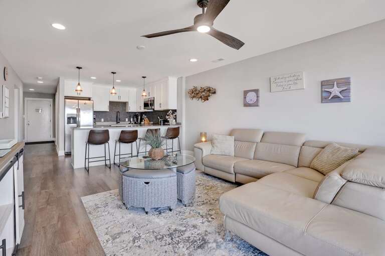 COMFORTABLE LIVING SPACE