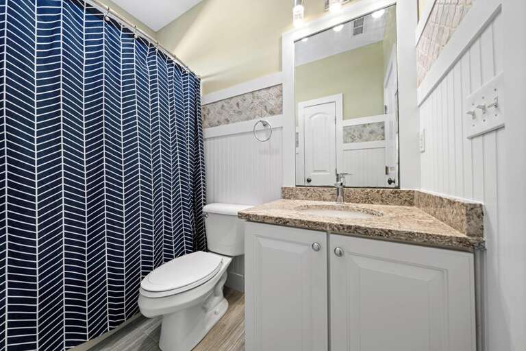 2ND FLOOR SHARED BATHROOM 2ND FLOOR SHARED BATHROOM