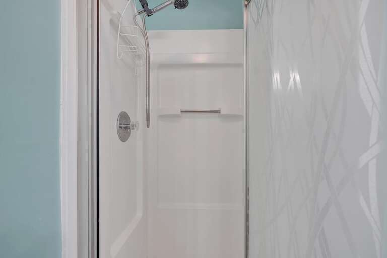 MASTER ENSUITE WALK IN SHOWER