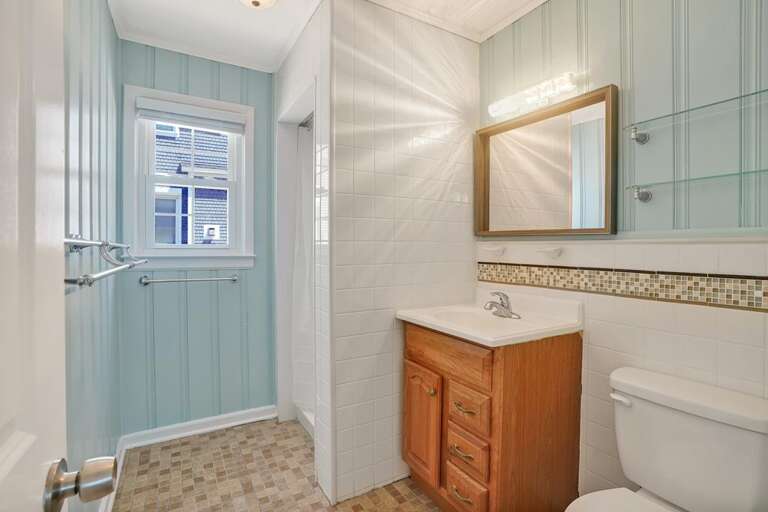 THE HELEN HALL BATHROOM WITH WALK IN SHOWER