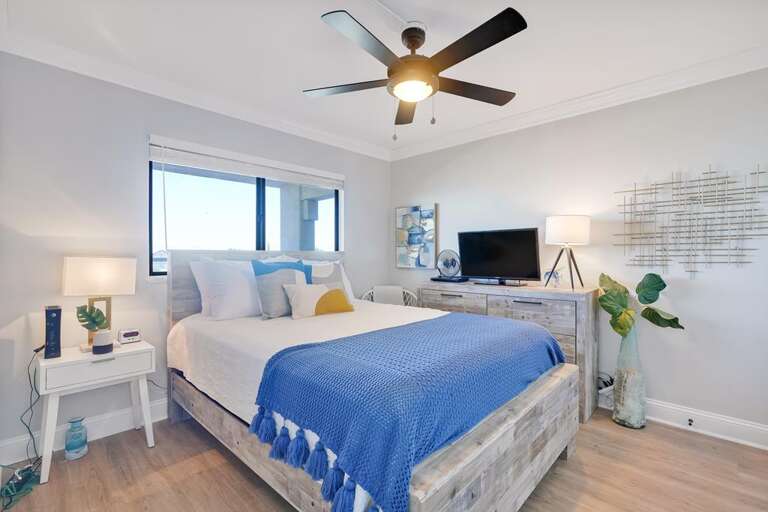 QUEEN BEDROOM VIEW 1 QUEEN BEDROOM VIEW 1