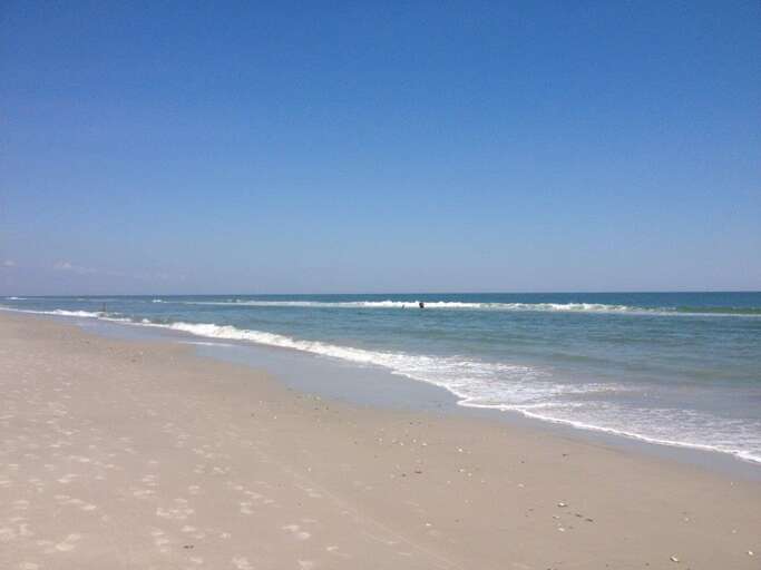 BEAUTIFUL SANDY BEACH