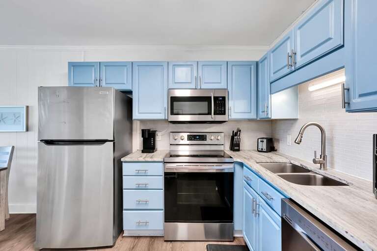 KITCHEN VIEW 3
