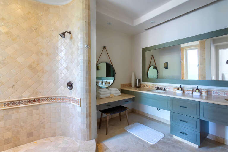 Esperanza_2601_ensuite_bathroom