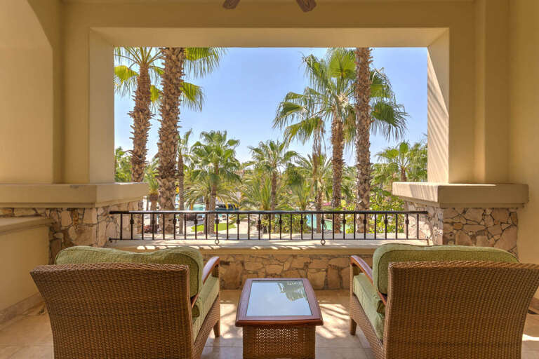 Esperanza_2804_balcony