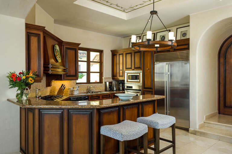 Feel right at home in the kitchen of Villa Las Arenas 104