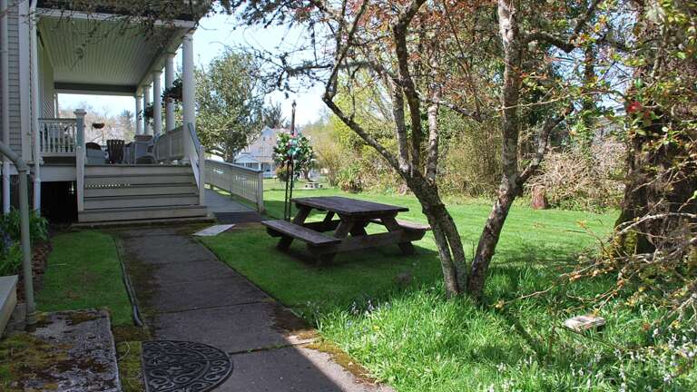 Side yard