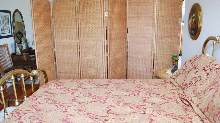 Bed 5 Queen in King room