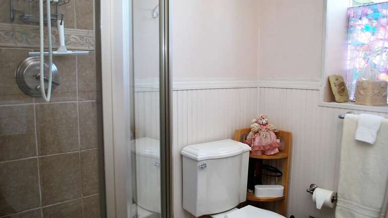 Bath 1 Main Floor Bath 1 Main Floor