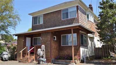 425 Beach Dr