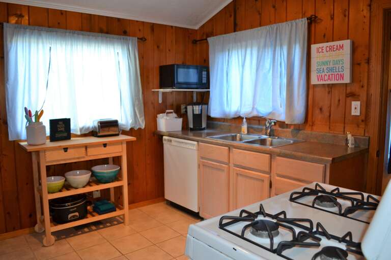 Dishwasher/Gas range