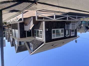 321 N Downing - Pilot House