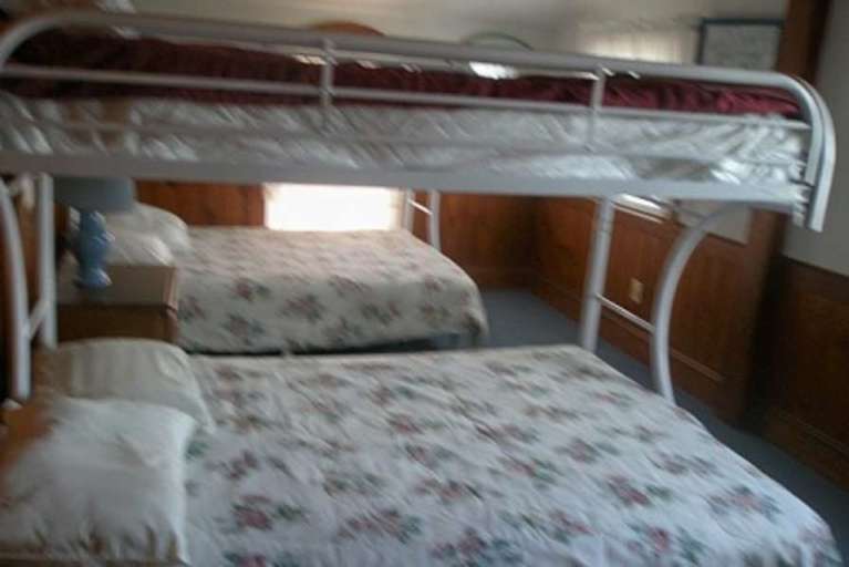 HAPPI OURS - BEACH HOUSE - additional bedroom