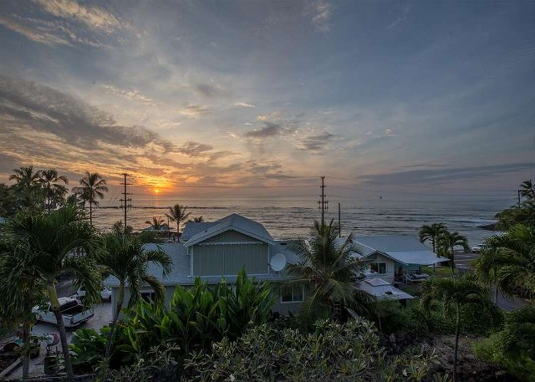 Kahaluu Mauka Cozy 2 Bedroom Vacation Rental in Kailua Kona, HI