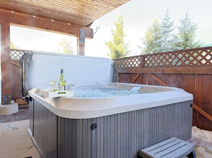 Island Park Cabin Rental