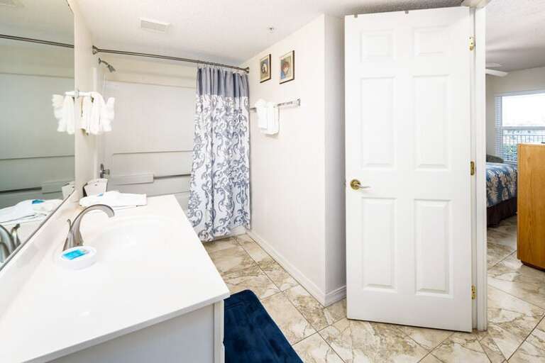 Bathroom 2 - 
Islander Beach Condo Rentals, Okaloosa Island