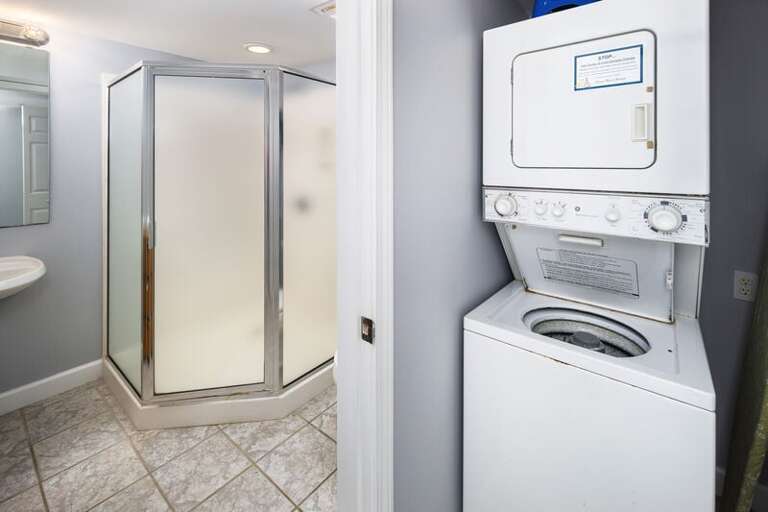 Private Laundry Center, Pelican Isle 305 Fort Walton Beach Okaloosa Island Vacation Rentals
