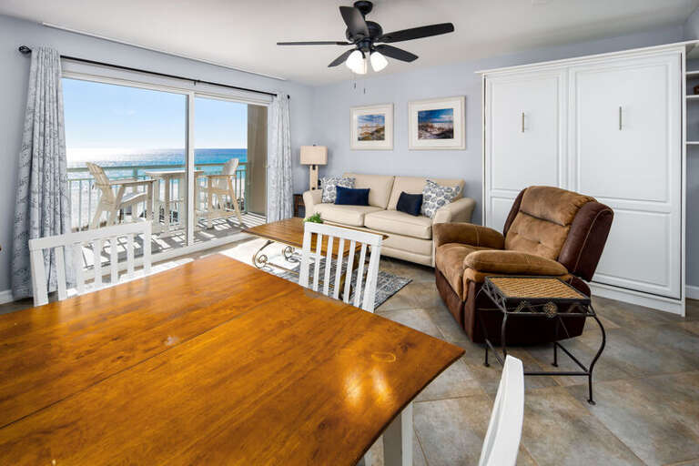 Living Room, Pelican Isle Resort Okaloosa Island