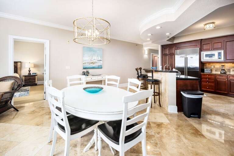 Dining Area - 
Bella Riva Resort, Okaloosa Island Fort Walton Beach Florida Vacation Rentals