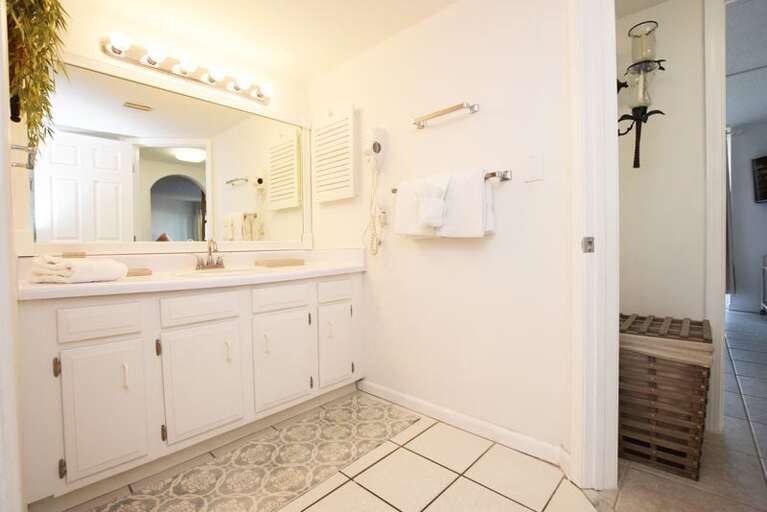 Bathroom - 
El Matador Resort, Okaloosa Island Fort Walton Beach Vacation Rentals