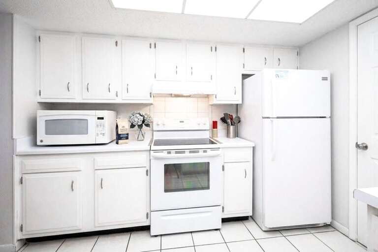 Kitchen - 
El Matador Resort, Okaloosa Island Fort Walton Beach Vacation Rentals