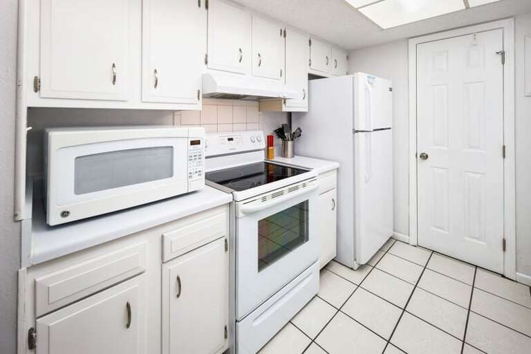Kitchen - 
El Matador Resort, Okaloosa Island Fort Walton Beach Vacation Rentals