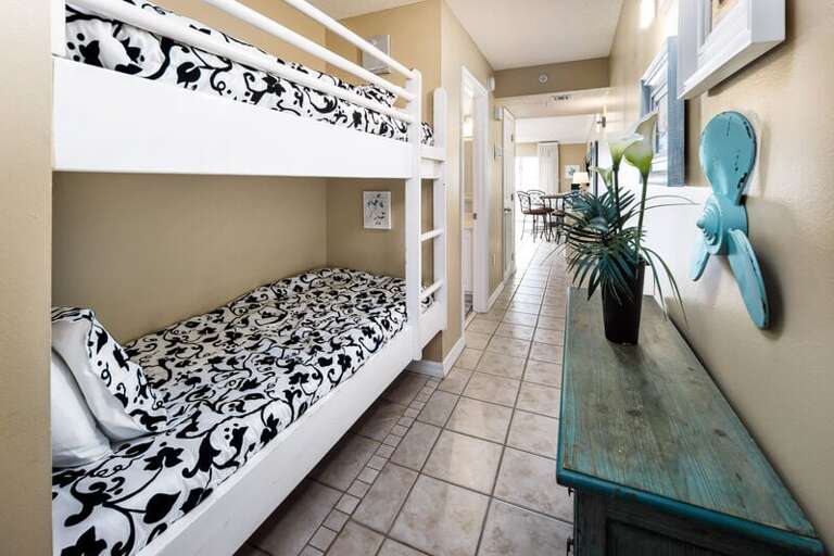 Hallway Bunkbeds - 
Gulf Dunes 114 Fort Walton Beach Florida Okaloosa Island
