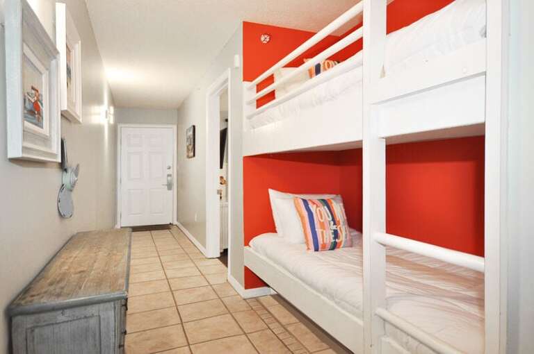Hallway Bunkbeds - 
Gulf Dunes 114 Fort Walton Beach Florida Okaloosa Island