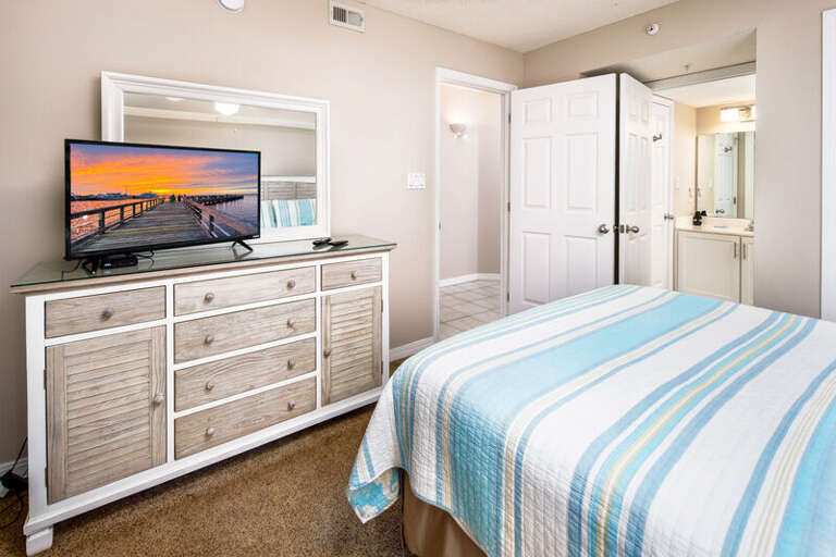 Guest Bedroom - 
Gulf Dunes 413 Fort Walton Beach Okaloosa Island Vacation Rentals