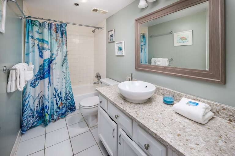 Master Bathroom, Sea Oats Resort Okaloosa Island Fort Walton Beach Destin Vacation Rentals