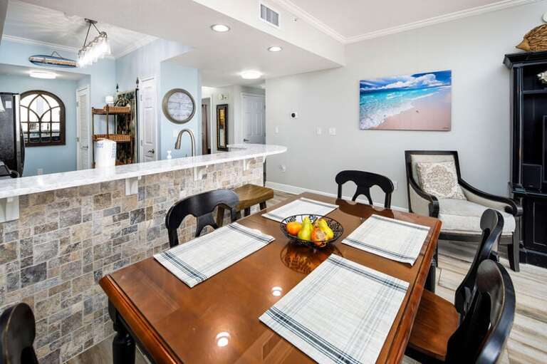 Dining Area - Waters Edge Resort Unit 412 Fort Walton Beach Okaloosa Island Vacation Rentals
