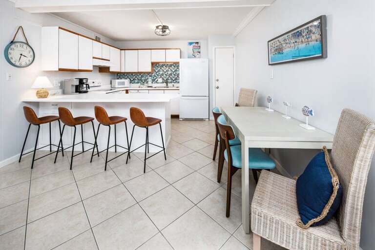 Dining Area - Aqua Villa Resort, Okaloosa Island, Fort Walton Beach, Vacation Condos by Sunset Resort Rentals