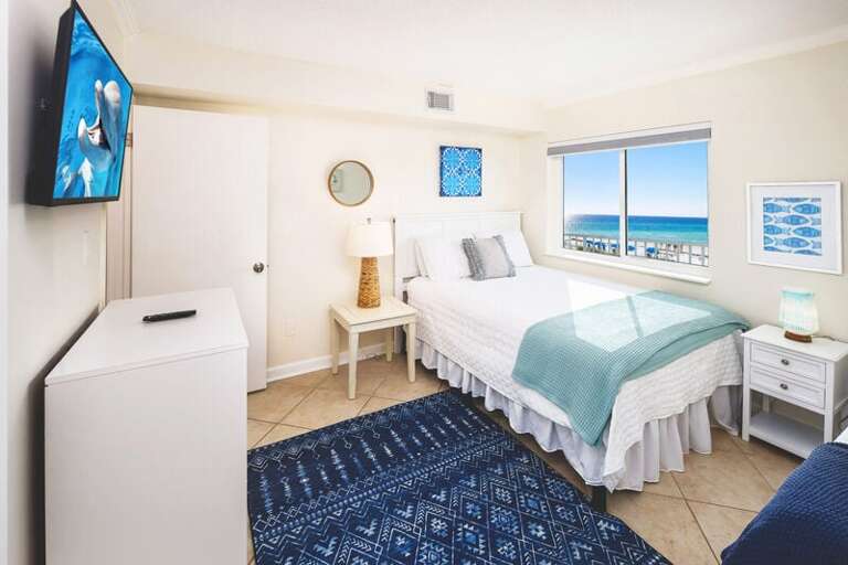 Guest Bedroom - Aqua Villa Resort, Okaloosa Island, Fort Walton Beach, Vacation Condos by Sunset Resort Rentals