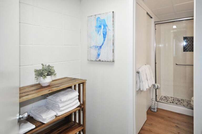 Master Bathroom - Aqua Villa Resort, Okaloosa Island, Fort Walton Beach, Vacation Condos by Sunset Resort Rentals