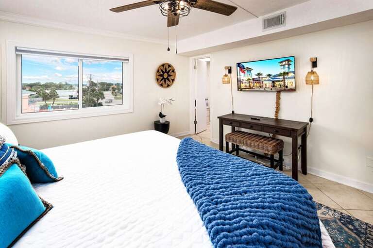 Master Bedroom - Aqua Villa Resort, Okaloosa Island, Fort Walton Beach, Vacation Condos by Sunset Resort Rentals