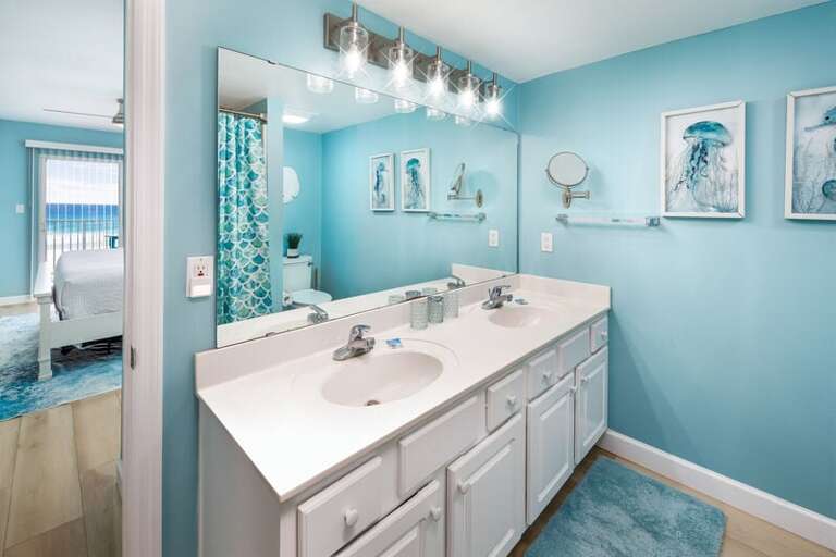 Master Bathroom  - Gulf Dunes 408 Fort Walton Beach Okaloosa Island Vacation Rentals Master Bathroom  - Gulf Dunes 408 Fort Walton Beach Okaloosa Island Vacation Rentals