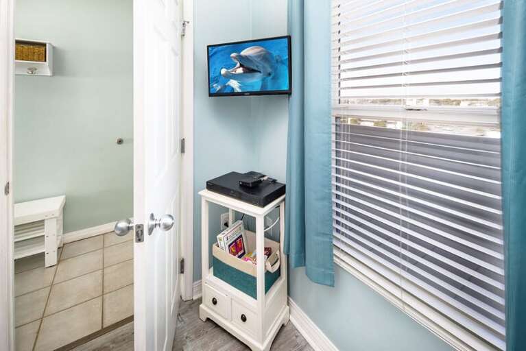 Bunk Room - Gulf Dunes Resort Unit 616 / Okaloosa Island / Fort Walton Beach Vacation Rentals