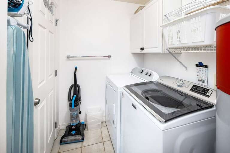 Laundry Room - Gulf Dunes Resort Unit 616 / Okaloosa Island / Fort Walton Beach Vacation Rentals