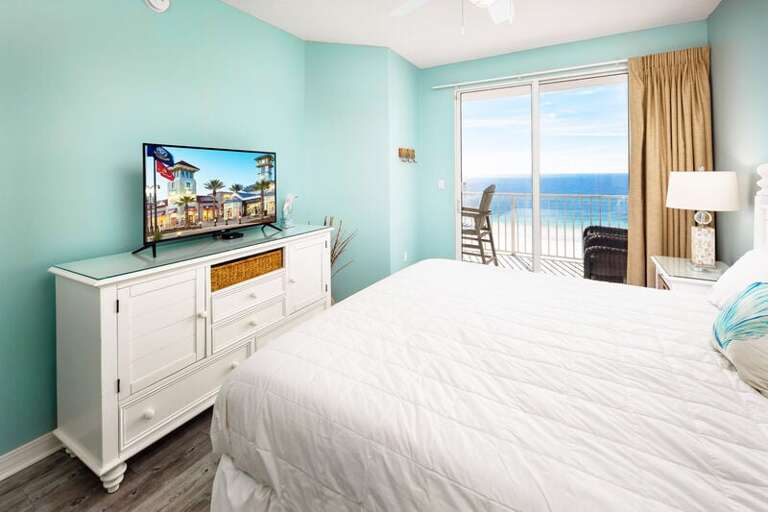 Master Bedroom - Gulf Dunes Resort Unit 616 / Okaloosa Island / Fort Walton Beach Vacation Rentals