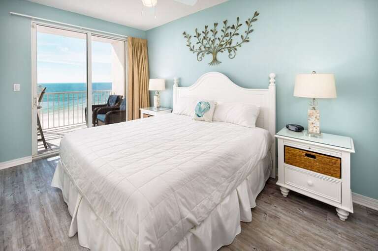 Master Bedroom - Gulf Dunes Resort Unit 616 / Okaloosa Island / Fort Walton Beach Vacation Rentals