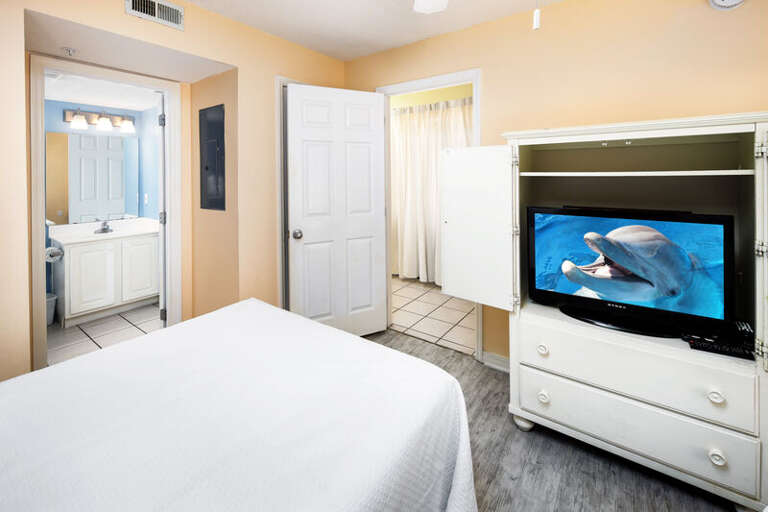 Bedroom 3 - Gulf Dunes Resort Unit 117 Okaloosa Island Fort Walton Beach Vacation Condos by Sunset Resort Rentals