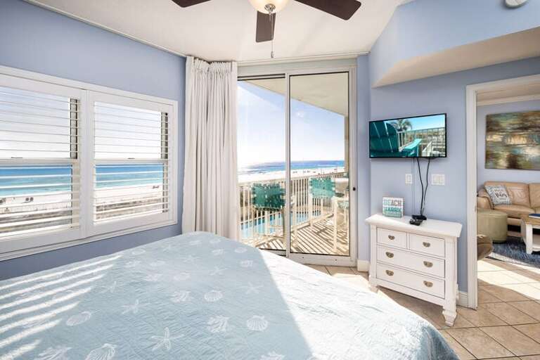 King Master Bedroom - Waters Edge Resort Unit 311 Okaloosa Island Fort Walton Beach Vacation Rentals