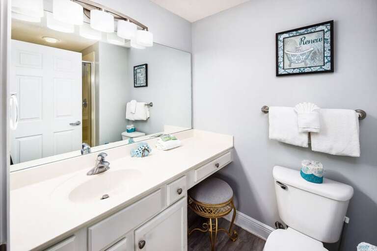 Master Bathroom - Waters Edge Resort unit 514 Okaloosa Island Fort Walton Beach Vacation Rentals by Sunset Resort Rentals