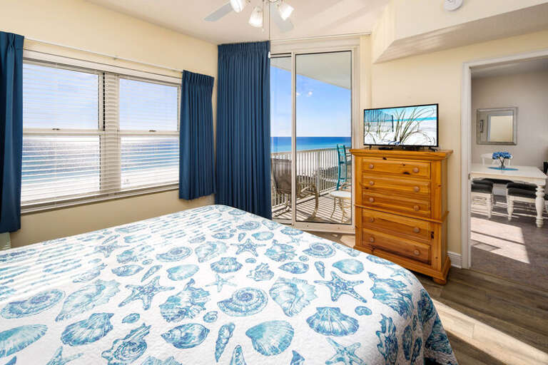 Master Bedroom - Waters Edge Resort Unit 510 Okaloosa Island Fort Walton Beach Vacation Rentals