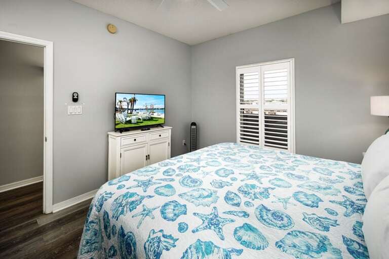 Master Bedroom - 
Gulf Dunes 507 Fort Walton Beach Okaloosa Island Vacation Rentals Master Bedroom - 
Gulf Dunes 507 Fort Walton Beach Okaloosa Island Vacation Rentals