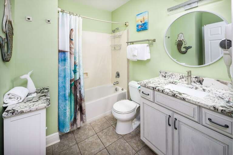 Guest Bath One - Waters Edge Resort Unit 604 Okaloosa Island Fort Walton Beach Vacation Rentals by Sunset Resort Rentals