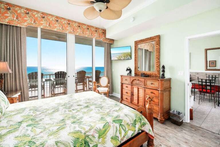Master Bedroom - Waters Edge Resort Unit 604 Okaloosa Island Fort Walton Beach Vacation Rentals by Sunset Resort Rentals