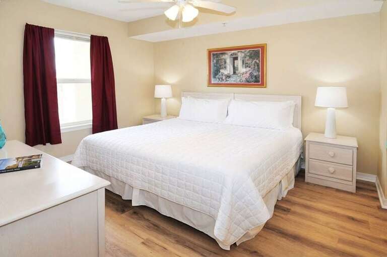 Master Bedroom
Gulf Dunes Resort unit 306
Fort Walton Beach Vacation Rentals