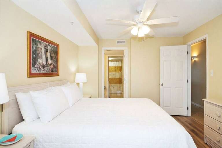 Master Bedroom
Gulf Dunes Resort unit 306
Fort Walton Beach Vacation Rentals