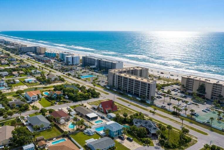 Emerald Isle Resort, Okaloosa Island, Fort Walton Beach Vacation Rentals by Sunset Resort Rentals